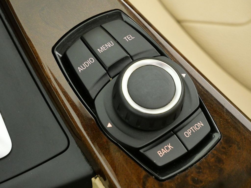 Thumbnail: 2015 BMW 3 Series - 46