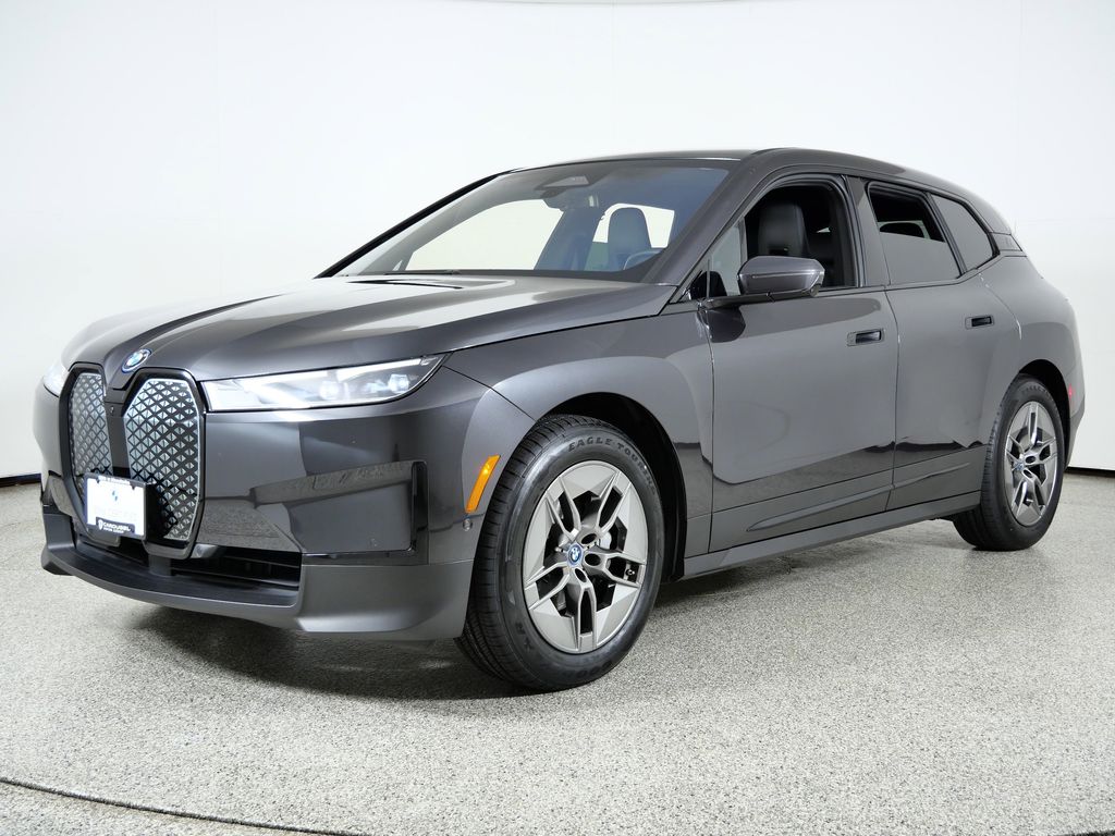 Thumbnail: 2022 BMW iX - 1