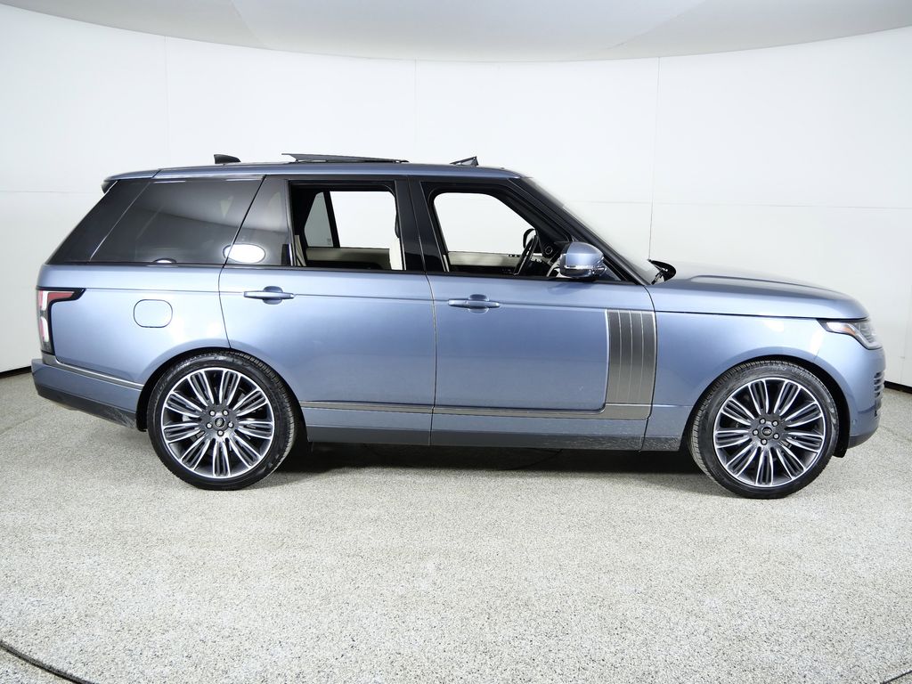 Thumbnail: 2022 Land Rover Range Rover - 9