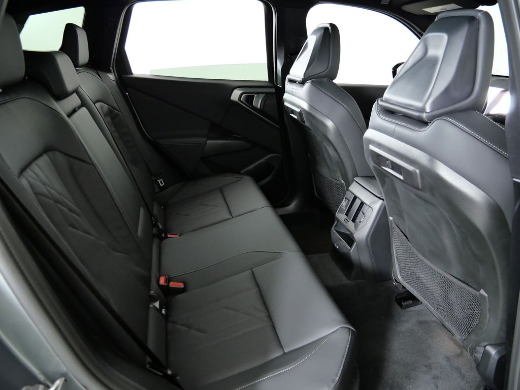 Thumbnail: 2026 BMW X3 - 25