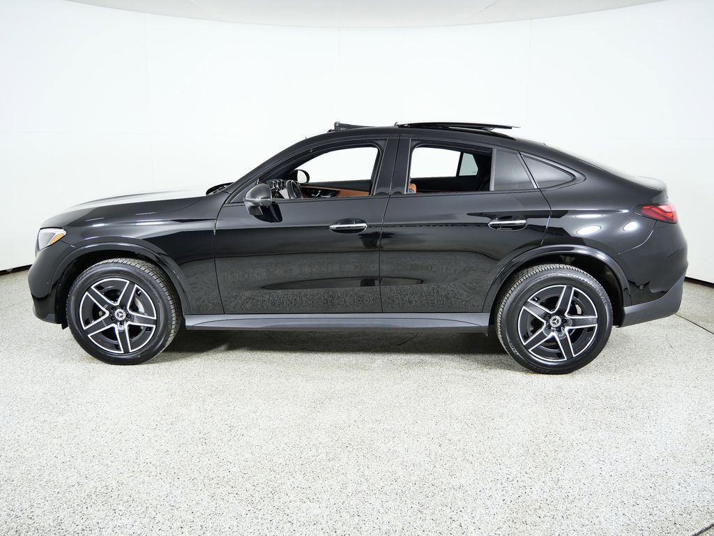 Thumbnail: 2024 Mercedes-Benz GLC - 16