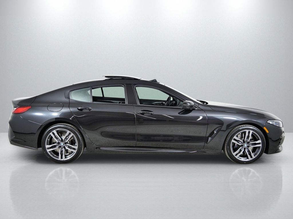 Thumbnail: 2026 BMW 8 Series - 9