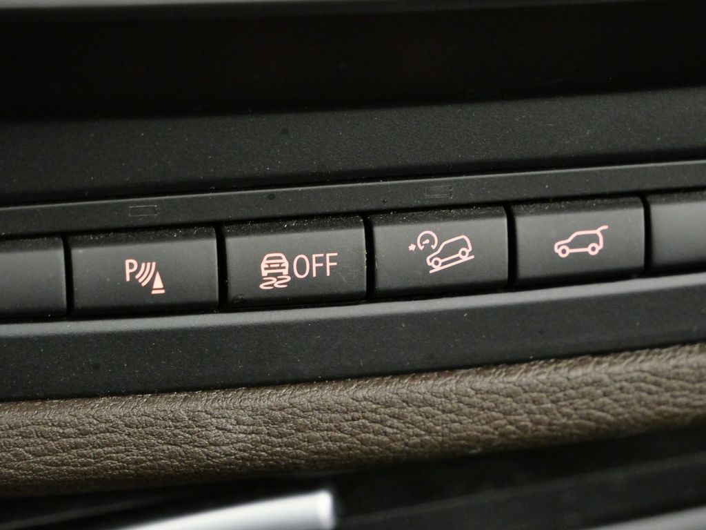 Thumbnail: 2013 BMW X5 - 49