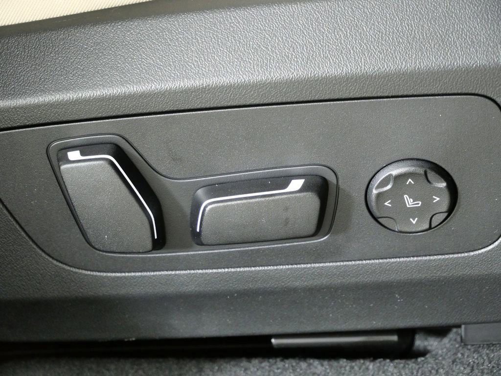 Thumbnail: 2026 BMW X3 - 24