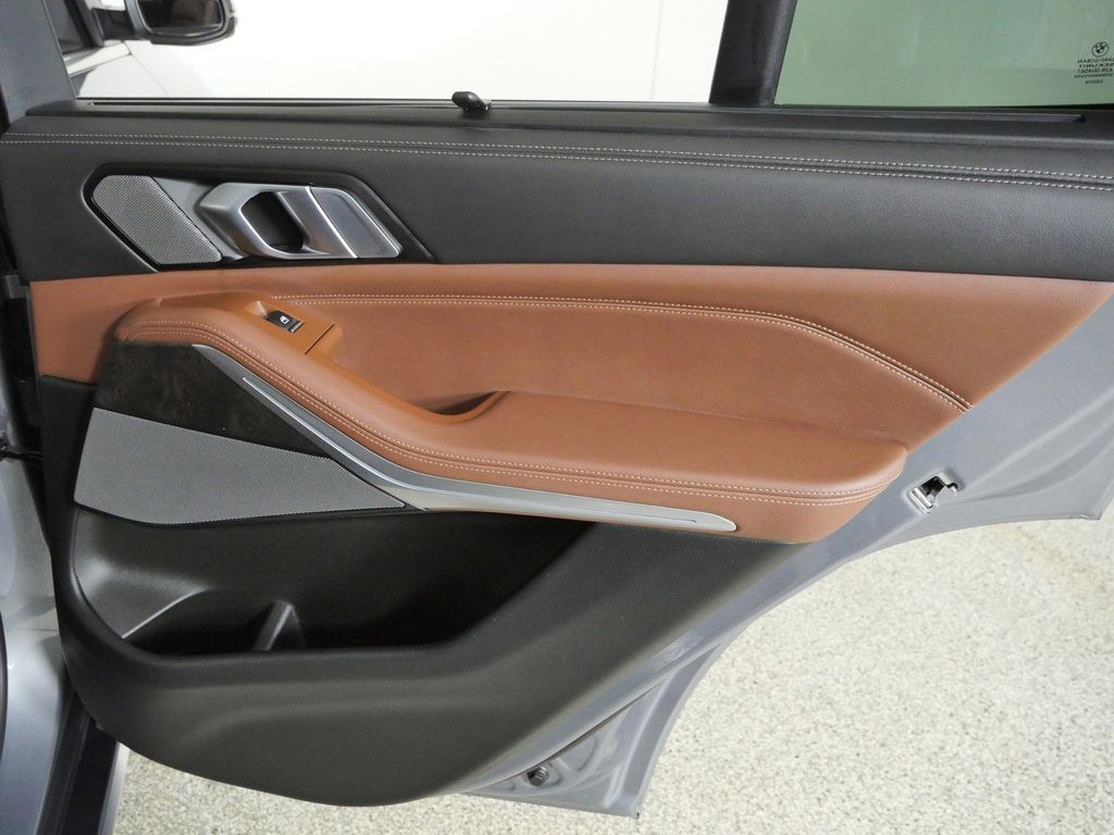 Thumbnail: 2026 BMW X5 - 25