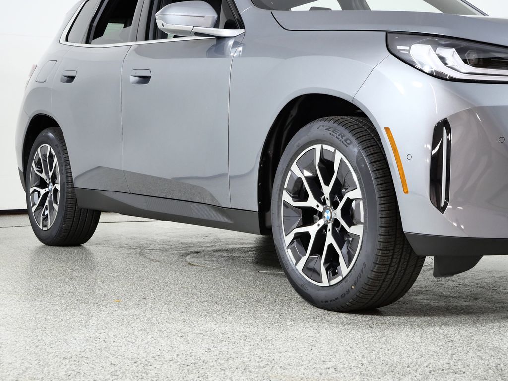 Thumbnail: 2026 BMW X3 - 6