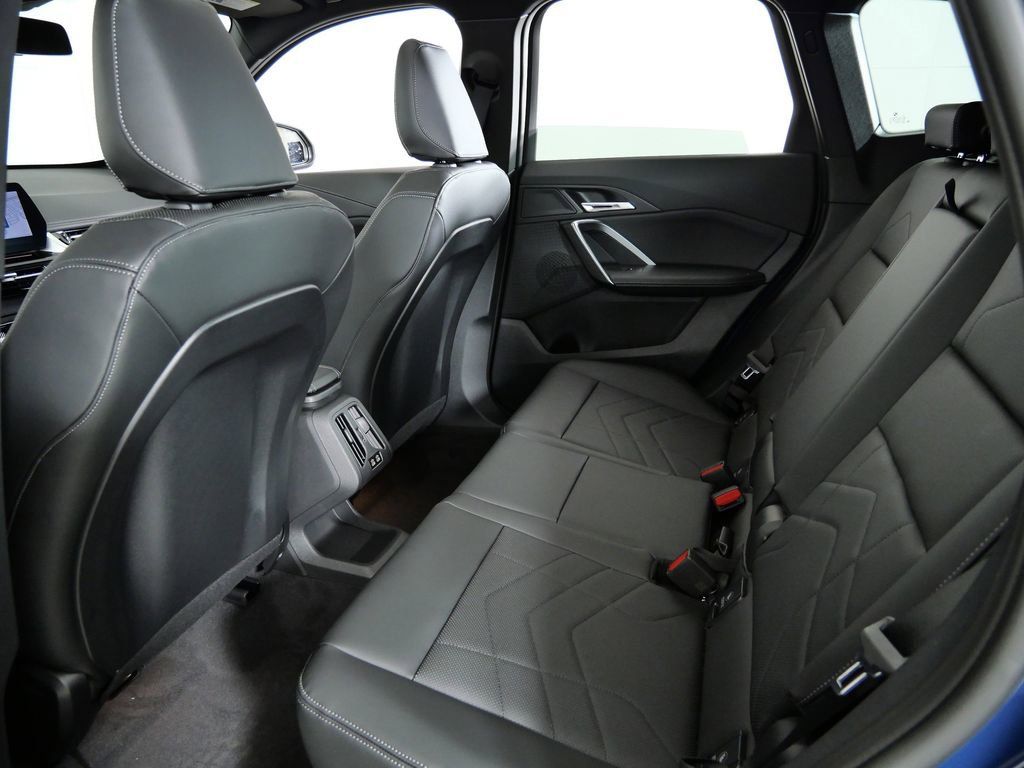 Thumbnail: 2026 BMW X1 - 31