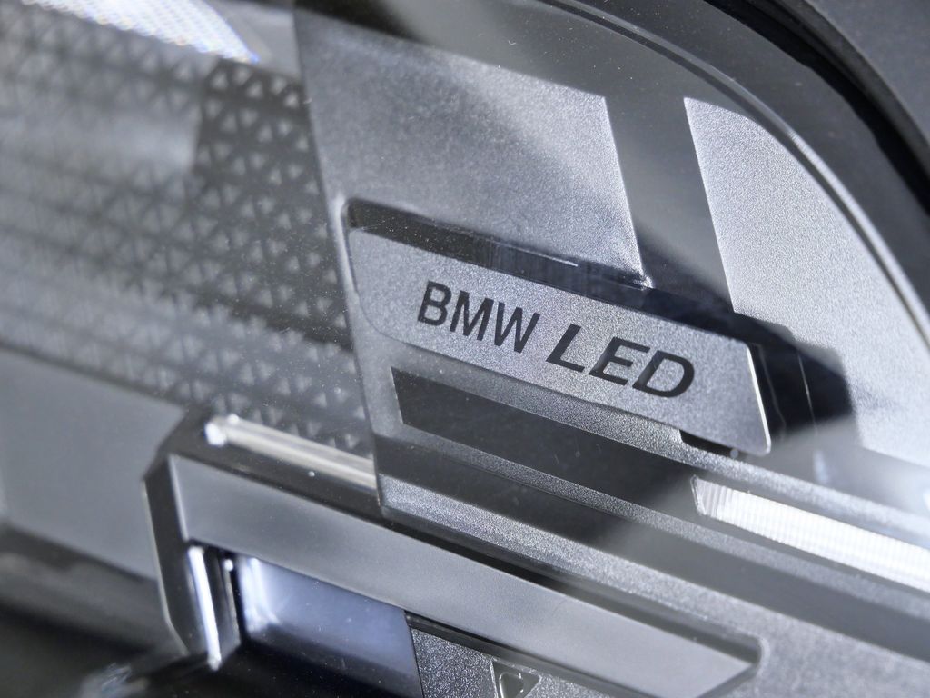 Thumbnail: 2026 BMW X5 - 4