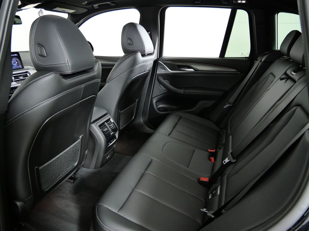 Thumbnail: 2024 BMW X3 - 35