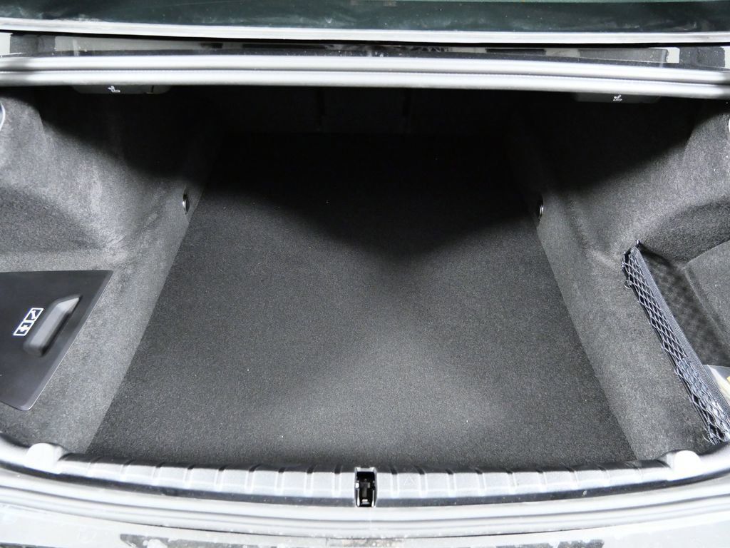 Thumbnail: 2026 BMW 8 Series - 29