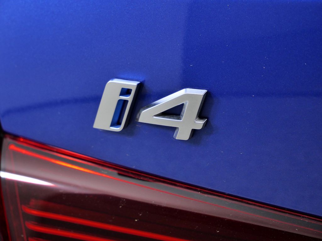Thumbnail: 2025 BMW i4 - 14
