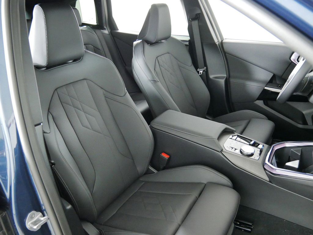Thumbnail: 2026 BMW X3 - 21