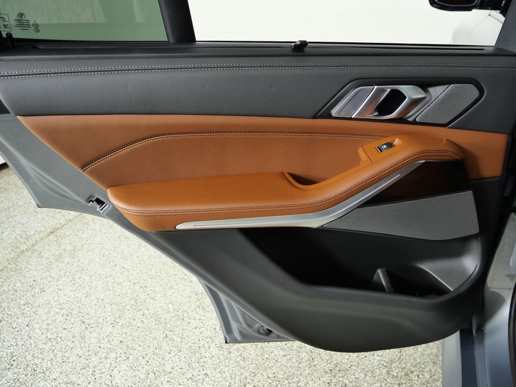 Thumbnail: 2025 BMW X5 - 36