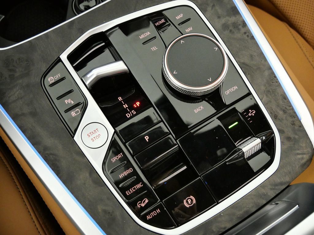 Thumbnail: 2026 BMW X5 - 50