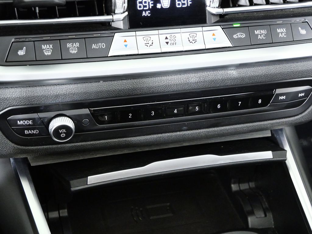 Thumbnail: 2021 BMW 3 Series - 47