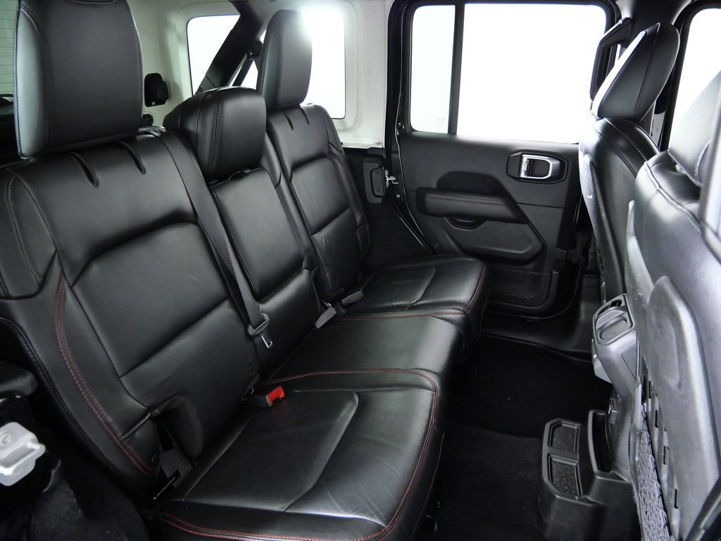 Thumbnail: 2018 Jeep Wrangler - 27