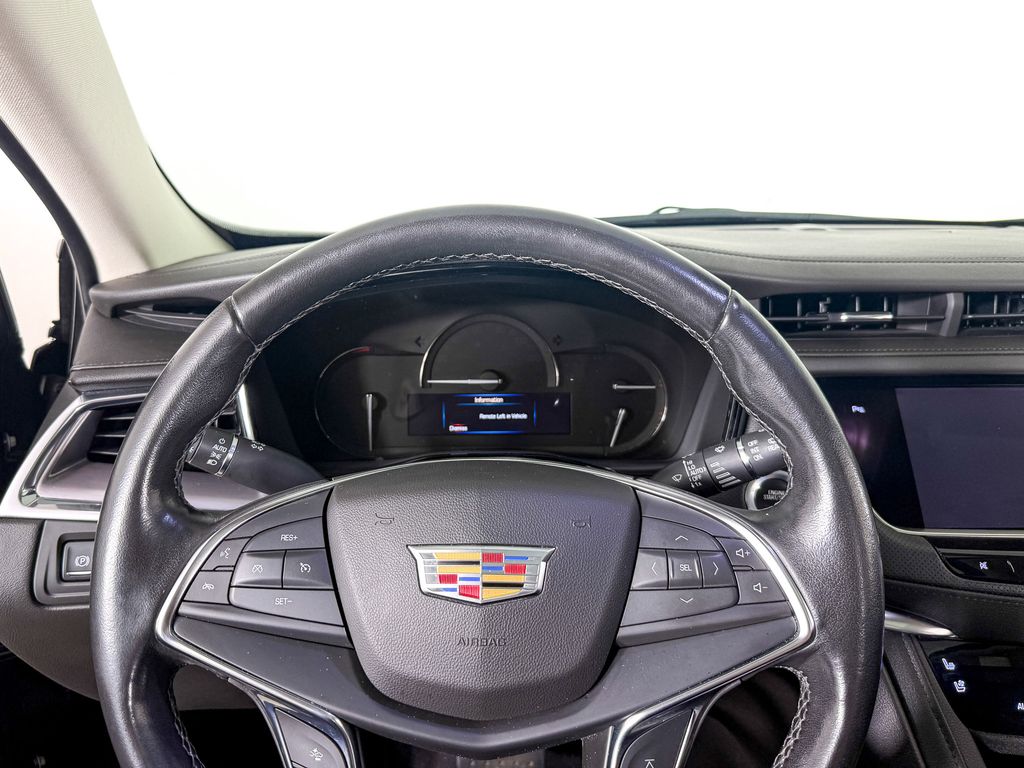 Thumbnail: 2019 Cadillac XT5 - 8