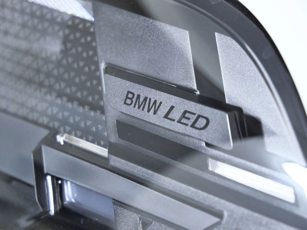 Thumbnail: 2026 BMW X5 - 4