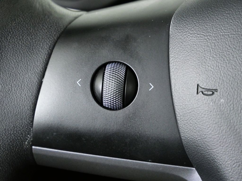 Thumbnail: 2022 Tesla Model Y - 38