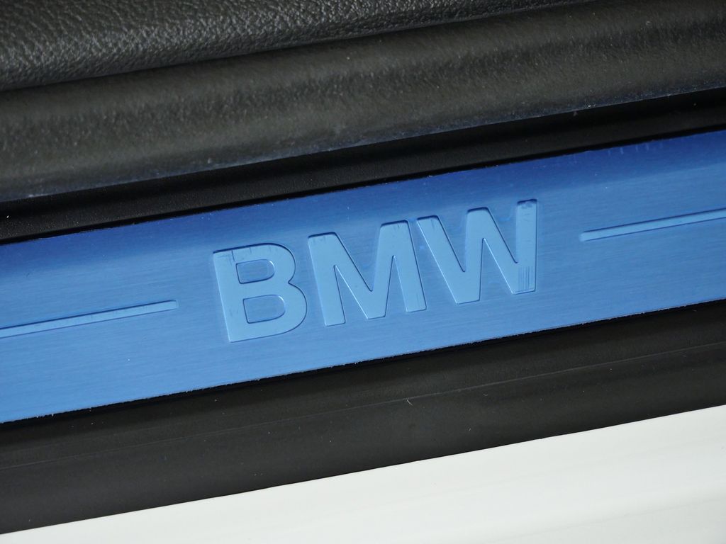 Thumbnail: 2026 BMW 3 Series - 23