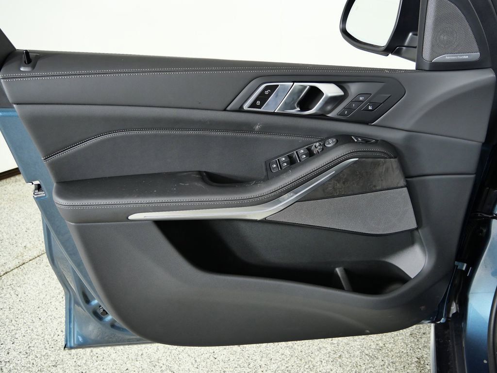 Thumbnail: 2026 BMW X5 - 36