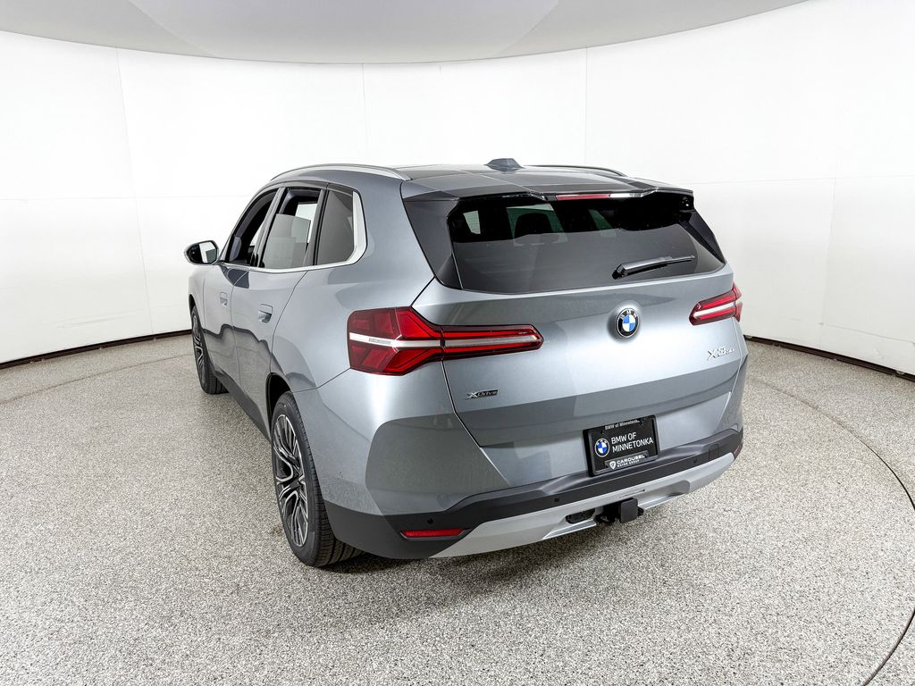 Thumbnail: 2025 BMW X3 - 11