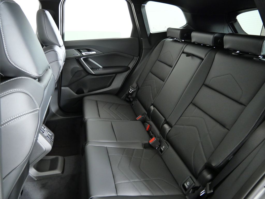 Thumbnail: 2026 BMW X1 - 30