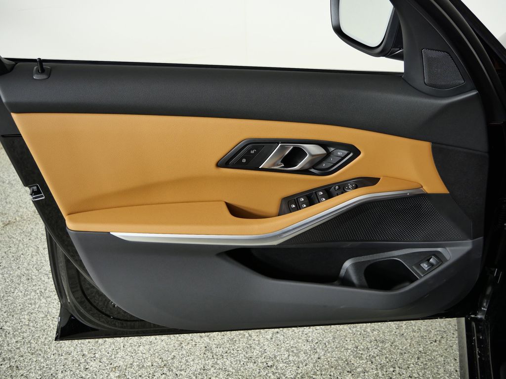 Thumbnail: 2026 BMW 3 Series - 32