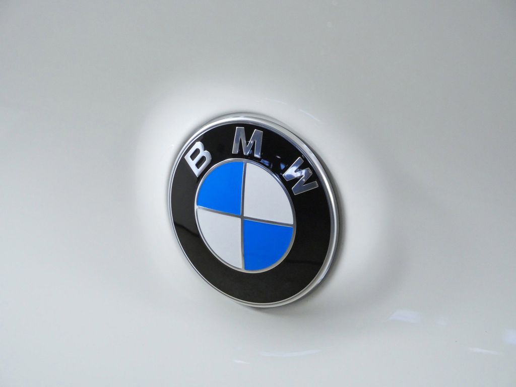 Thumbnail: 2026 BMW X3 - 11