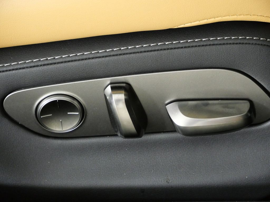 Thumbnail: 2024 Lexus LS - 23