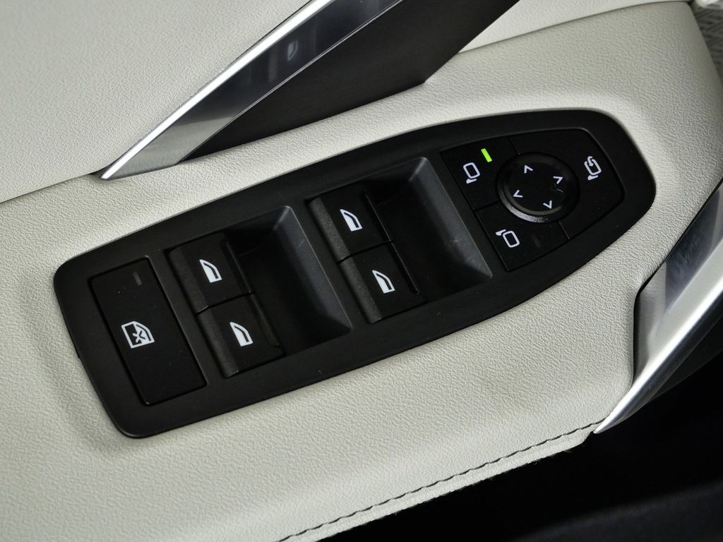 Thumbnail: 2026 BMW X1 - 34