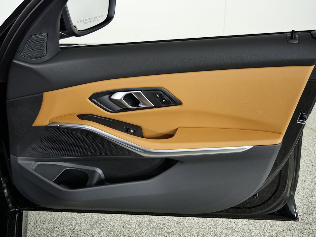 Thumbnail: 2026 BMW 3 Series - 19