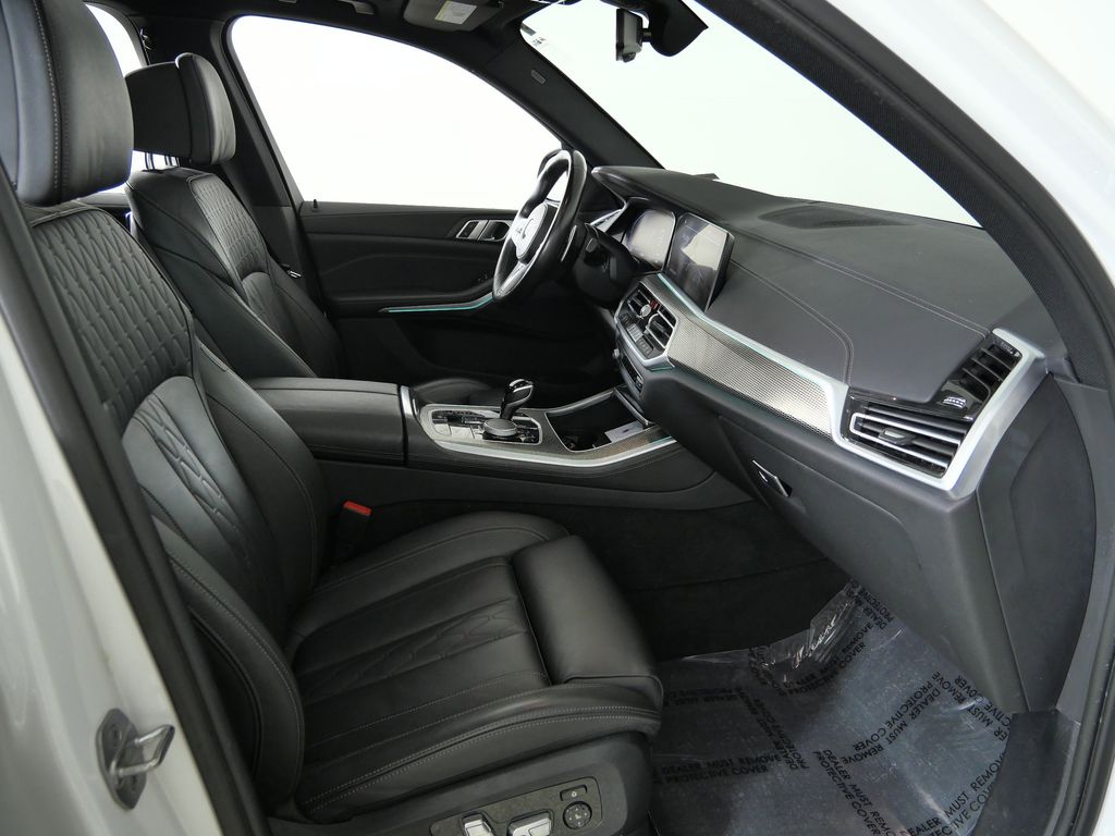 Thumbnail: 2022 BMW X5 - 21