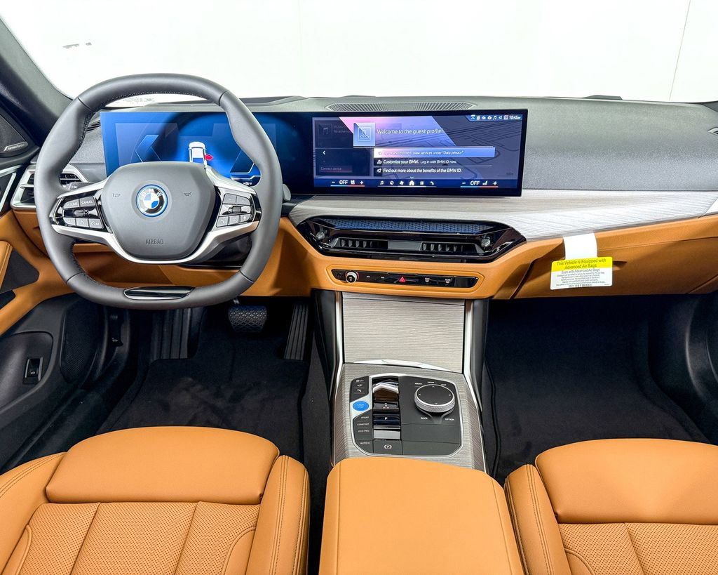 Thumbnail: 2025 BMW i4 - 30