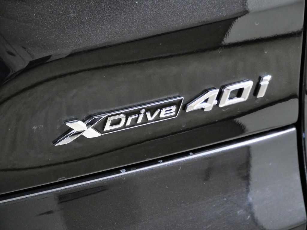 Thumbnail: 2026 BMW X5 - 12