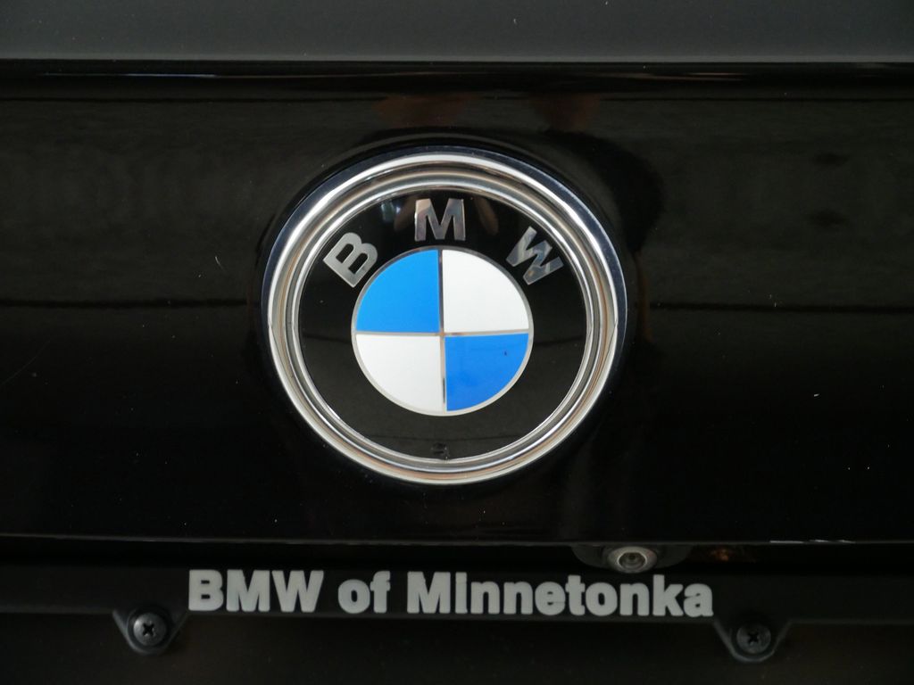 Thumbnail: 2016 BMW X6 - 11