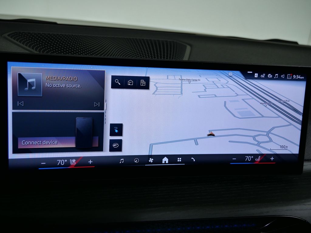 Thumbnail: 2026 BMW i4 - 42