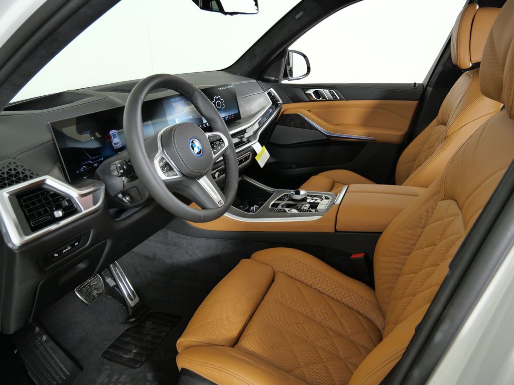 Thumbnail: 2026 BMW X5 - 35