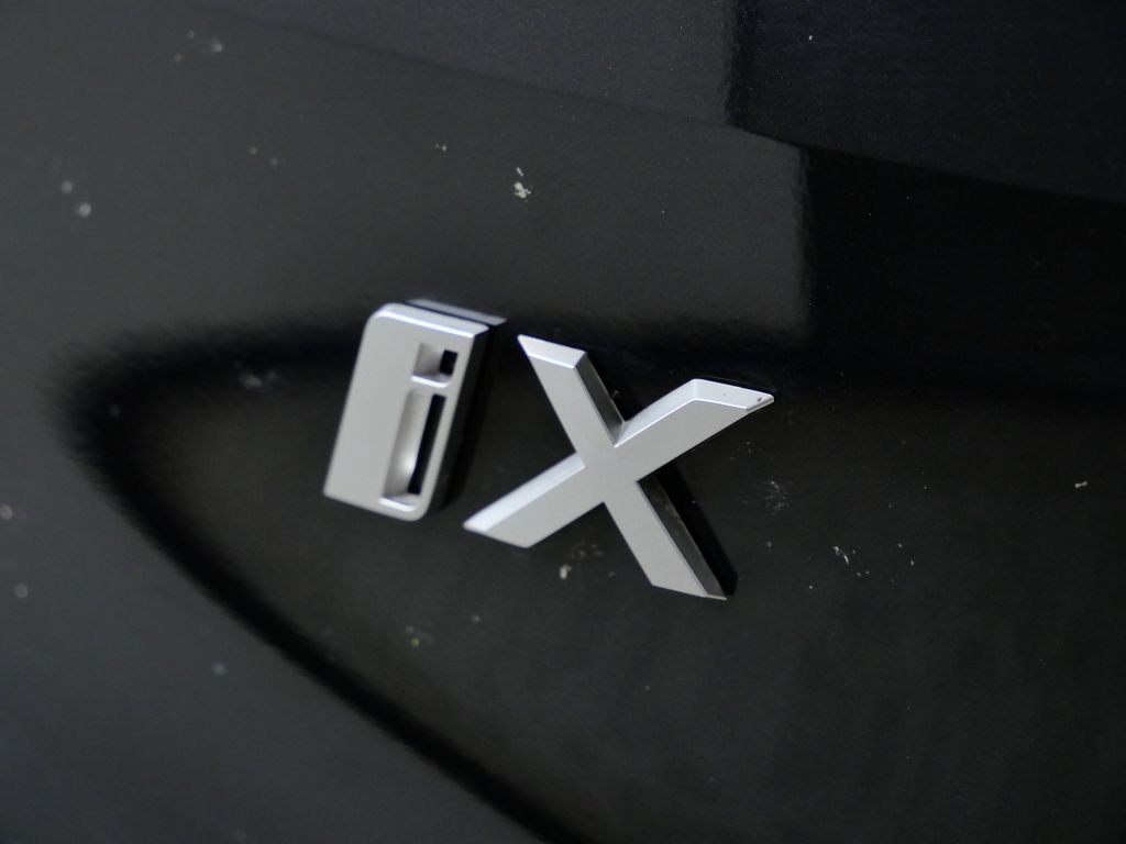 Thumbnail: 2026 BMW iX - 13