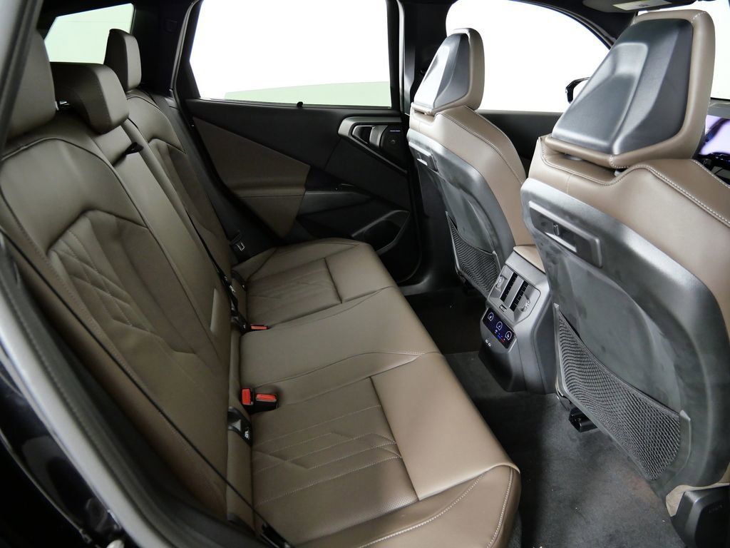 Thumbnail: 2026 BMW X3 - 27