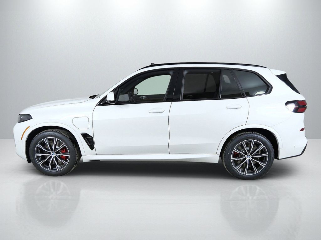 Thumbnail: 2026 BMW X5 - 15