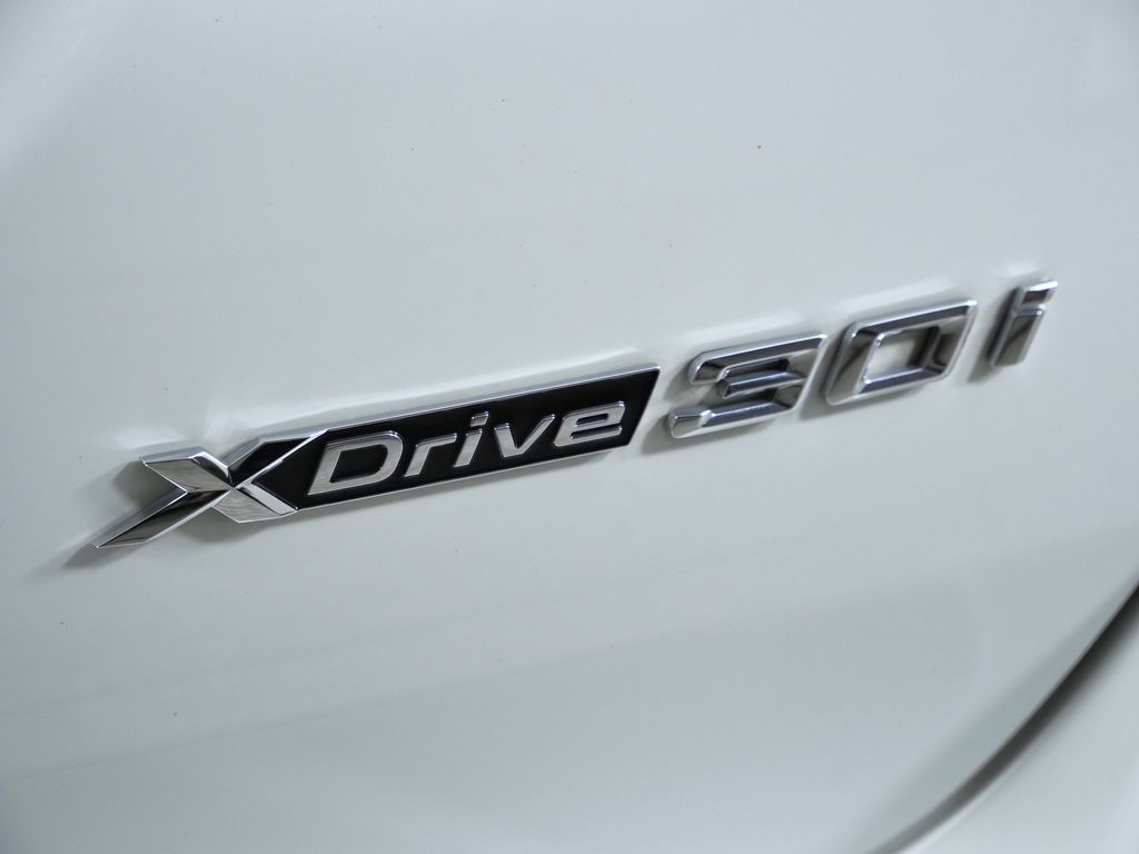 Thumbnail: 2024 BMW X3 - 15