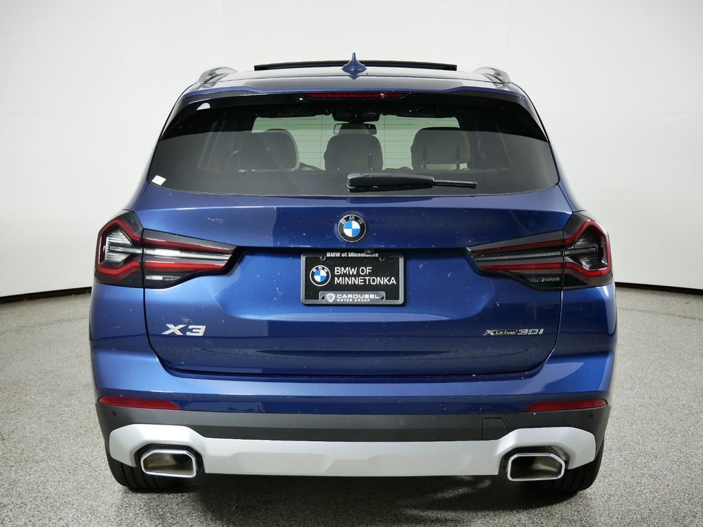 Thumbnail: 2024 BMW X3 - 10