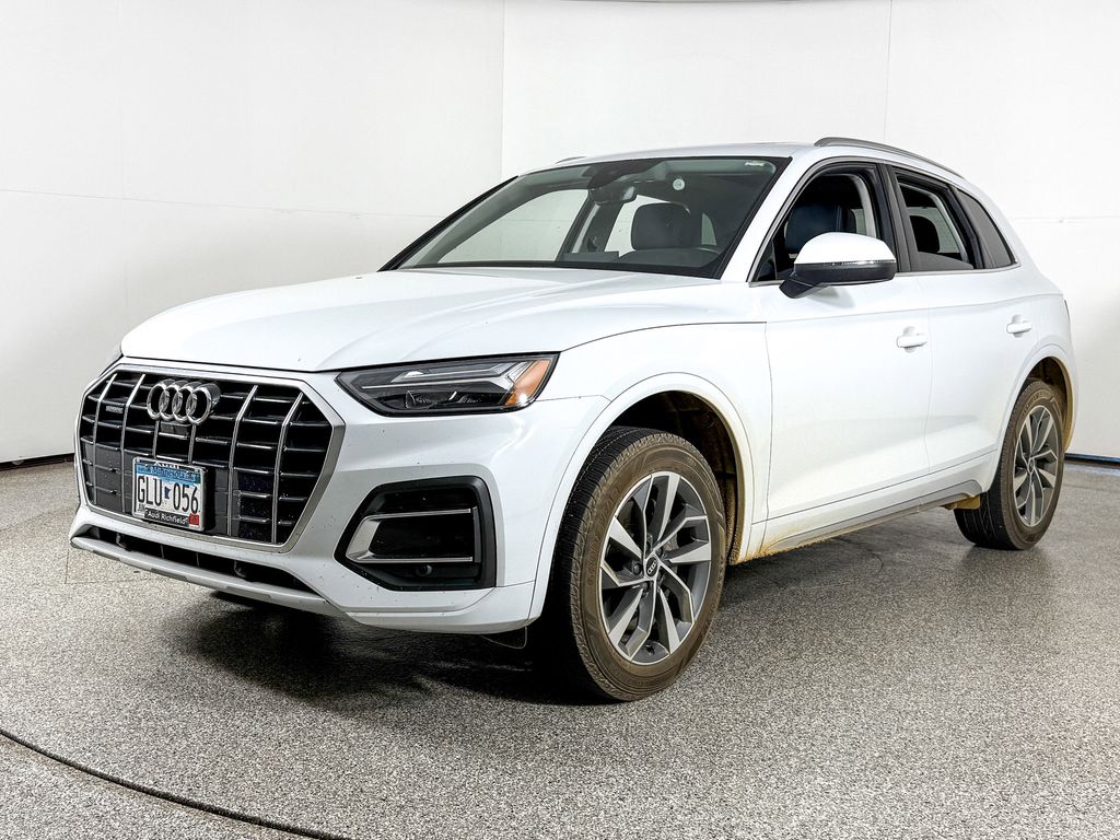 Thumbnail: 2021 Audi Q5 - 1