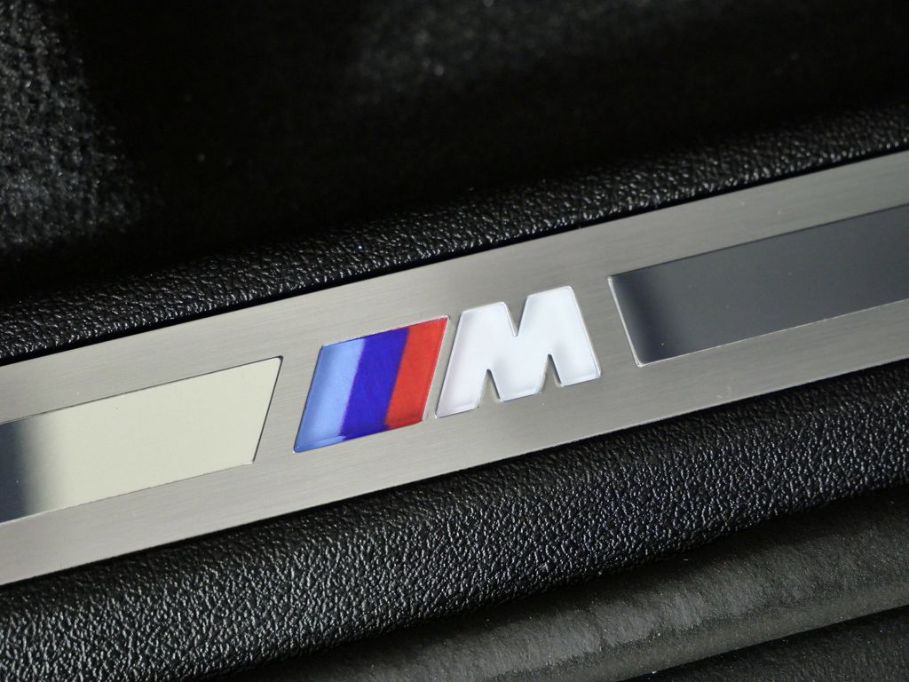 Thumbnail: 2026 BMW X5 - 23