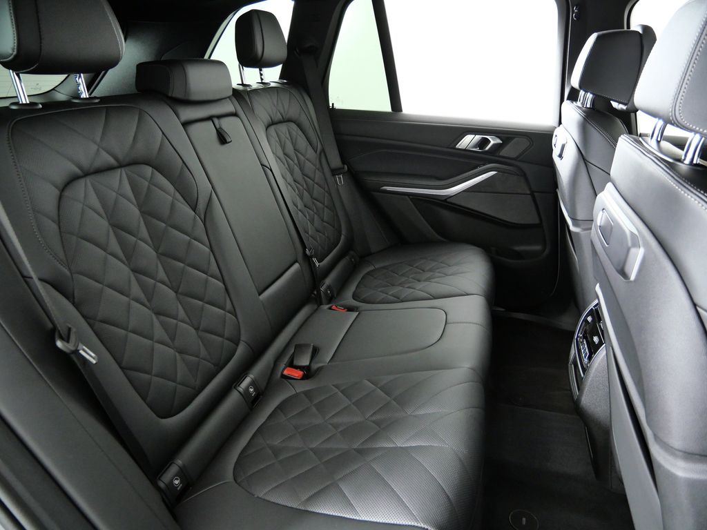 Thumbnail: 2024 BMW X5 - 32