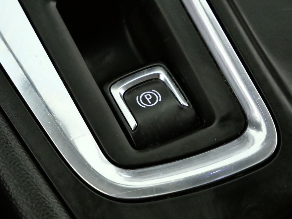 Thumbnail: 2021 Chevrolet Equinox - 46