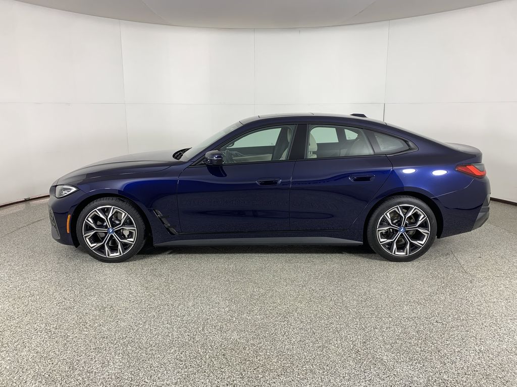 Thumbnail: 2024 BMW i4 - 6