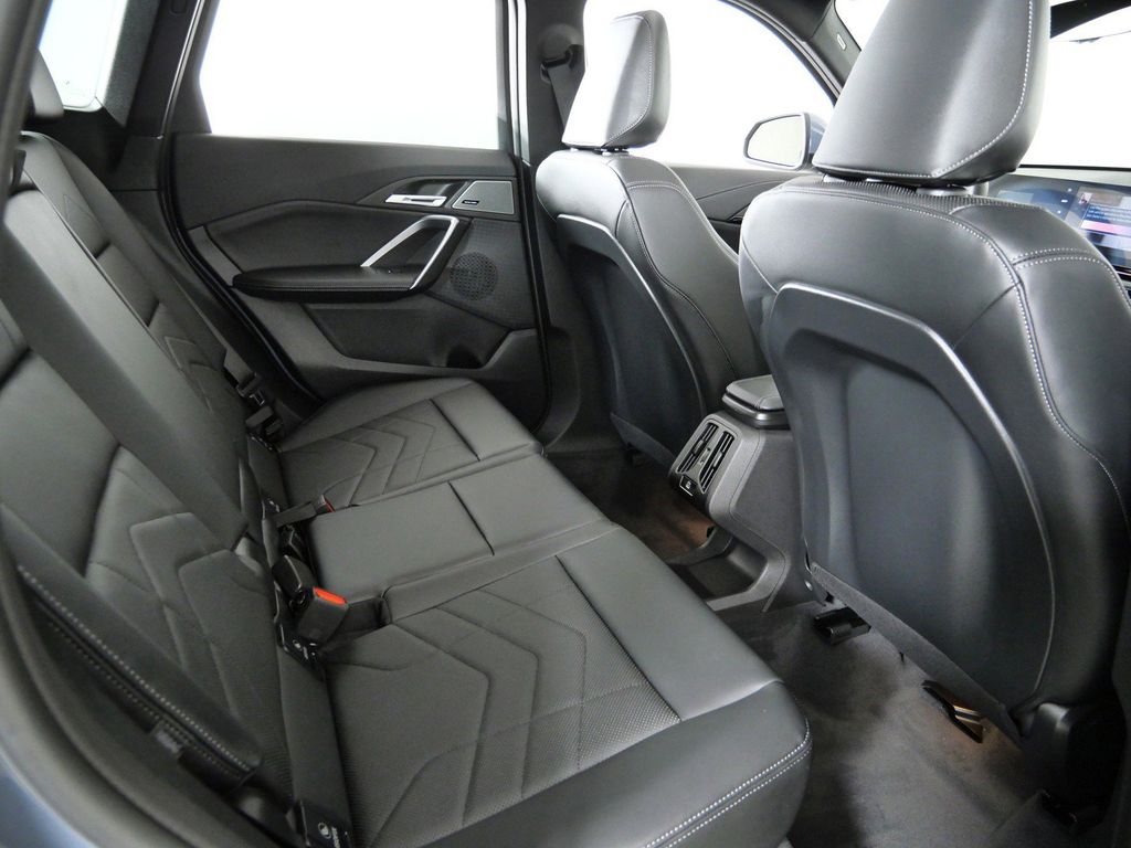 Thumbnail: 2026 BMW X1 - 24