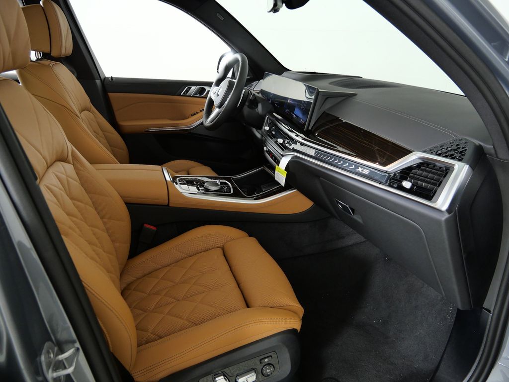 Thumbnail: 2026 BMW X5 - 20